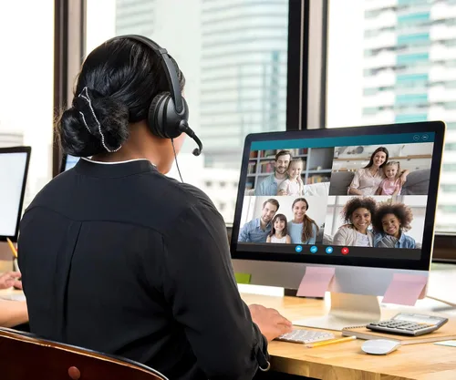 Miniatura 6 de Aluratek Auriculares estéreo USB con cable AWHU02FB - Auriculares sobre la oreja, con micrófono de cancelación de ruido, micrófono integrado, sonido
