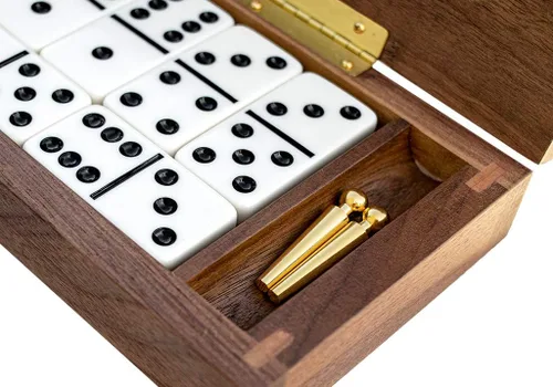 Miniatura 5 de Alex Cramer Le Club - Juego de dominó de lujo con estuche de nogal hecho a mano y cuna/encimera, calidad de torneo 28 indestructibles