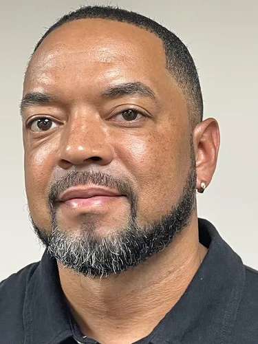 Miniatura 5 de Aretes de Aro Huggie de Oro de 14 Quilates (Huggie Ancho de 5mm), Verdaderos Aro de Oro de 14 Quilates