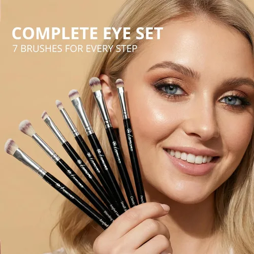 Miniatura 2 de 7 pieza Eye Juego de brochas, Negro/Plateado