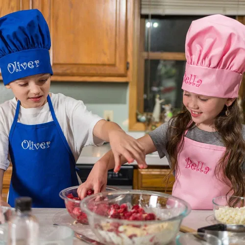 Miniatura 3 de Bordado personalizado fabricado en los Estados Unidos – Añade un nombre para niño delantal y sombrero – Tallas para niños pequeños y niños Púrpura