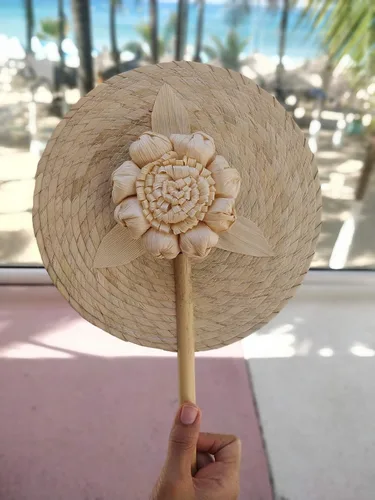 Miniatura 4 de Jacq & Jürgen - Paquete de 4 abanicos de mano de palma de color natural de 13 ″ - Abanicos de mano de boda para invitados, abanicos florales
