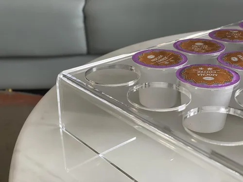 Miniatura 6 de IEEK Paquete de 2 35 ranuras planas para encimera de café, bandeja organizadora de tazas K, organizador de cápsulas de café de acrílico transparente