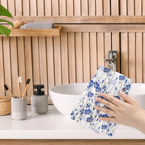 Miniatura 7 de AnyDesign Paquete de 80 servilletas de papel desechables con flores azules y blancas, servilletas de papel para cena, toallas de mano