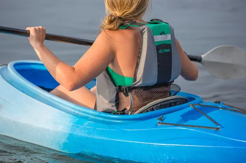 Miniatura 4 de Onyx Chaleco de remo dinámico MoveVent aprobado por la Guardia Costera y Transporte de Estados Unidos para adultos para kayak, piragüismo, surf
