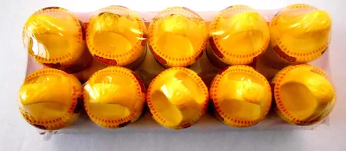 Miniatura 3 de Lucas Paleta de sabor Tamarindo Muecas con chile en polvo