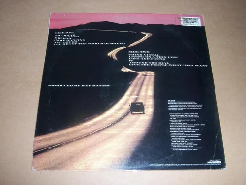 Miniatura 2 de The Kinks: Live The Road LP VG++/NM Canada MCA 42107