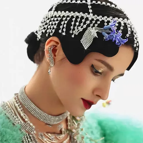 Miniatura 6 de NAISKA Diadema de malla con diamantes de imitación de los años 20, con borla plateada, cadena de cabeza de cristal, tocados de novia, vintage