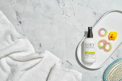 Miniatura 9 de Zoey Naturals - Spray desenredante de cabello de vainilla y pomelo para niños, hidrata el cuero cabelludo y combate los enredos y el cabello seco