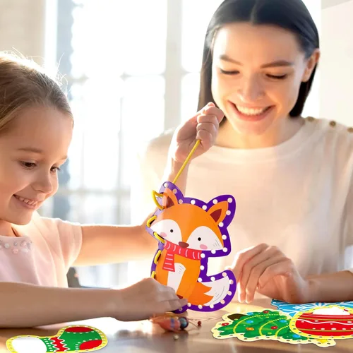 Miniatura 2 de Tarjetas de encaje de animales de invierno, 12 paquetes de kits de costura para niños, tarjetas de costura de cartón de Navidad, juegos de cordones