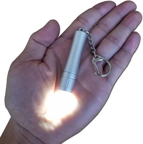 Miniatura 7 de K1 Mini llavero AAA linterna de alto brillo 150 lúmenes pequeño bolsillo linterna pluma luz portátil compacta EDC luz para caminar todos los días