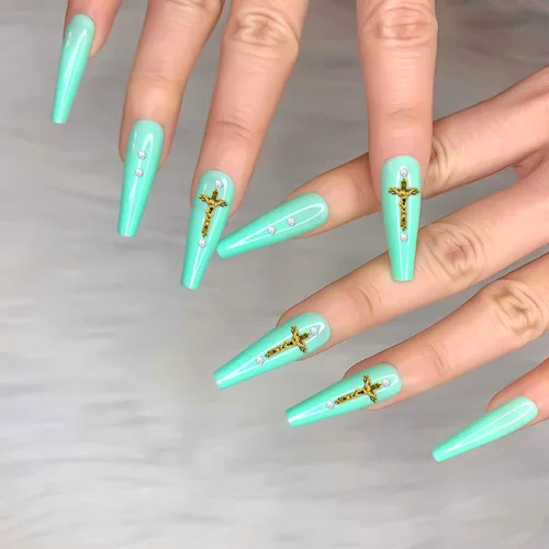 Miniatura 7 de WOKOTO 100 dijes de uñas de crucifijo dorado 3D para arte de uñas 3D, dijes de uñas de metal dorado para decoración de uñas, accesorios de bricolaje