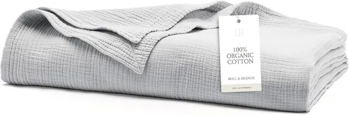 Miniatura 13 de BOLL & BRANCH Manta Dream Bed – Twin/Twin XL, azul marino costero – Lujo 100% algodón orgánico – Suave, ligera y transpirable – Tacto similar a