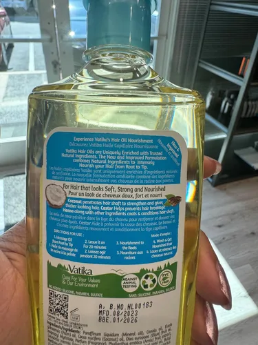 Miniatura 3 de Dabur Vatika Naturals Aceite de coco enriquecido para el cabello, fórmula nutritiva para un cuero cabelludo saludable, suave, manejable y sedoso