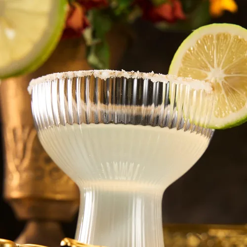 Miniatura 5 de Copas acanaladas de Margarita, Martini y Champagne con borde dorado – Juego de 2 – Copa de lujo soplada a mano – Fiesta grande, elegante diseño