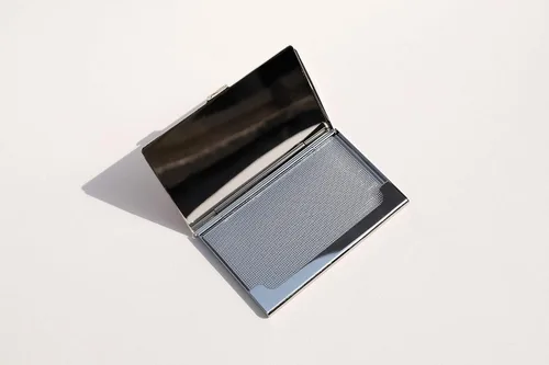Miniatura 7 de Tarjetero de madreperla para tarjetas de presentación, cédula de identidad, tarjetas de crédito, tarjetero de viaje de metal de acero inoxidable