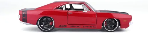 Miniatura 3 de 1969 Dodge Charger R/T Rojo Metálico con Capucha Negra y Rayas Negras Classic Muscle 1/25 Modelo de Auto Fundido a Presión por Maisto