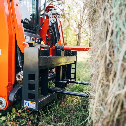 Miniatura 4 de Titan Attachments Marco de heno serie Economy, 49 pulgadas Conus 2 lanzas estabilizadoras y lanzas estabilizadoras, conexión de enganche rápido