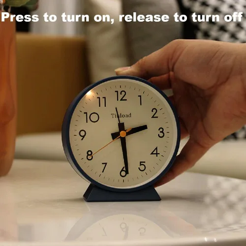 Miniatura 5 de Tinload Reloj despertador analógico retro antiguo de 4.5 pulgadas, funciona con pilas, pequeño reloj silencioso de mesita de noche, iluminado bajo
