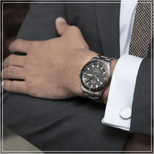Miniatura 25 de MIDO Ocean Star 200 - Swiss Automatic Watch for Men - 42.5mm Stainless Steel Case - Day/Date Calendar - Rotating Bezel - 200m Water Resistance