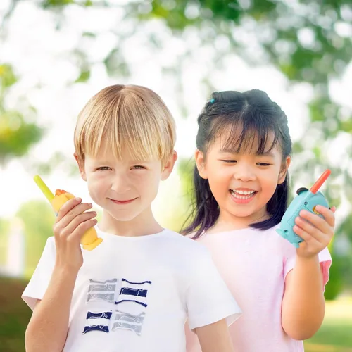 Miniatura 2 de B. toys – Lolo & Woofer Walkie – Talkies – paquete de 2 Walkie Talkies – Largo alcance de 100 pies – Juguetes para niños pequeños, niños – 3+ años