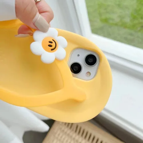 Miniatura 3 de Yatchen Funda Kawaii para iPhone 11, diseño de pantuflas amarillas de dibujos animados con chanclas de flores, funda 3D de silicona suave para tenis