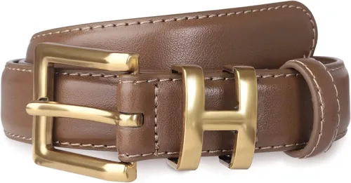Miniatura 82 de Cinturón de cuero clásico con hebilla de metal para mujer con vestido de jeans