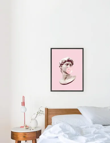 Miniatura 5 de Haus & Hues - Póster artístico pop de David haciendo un globo con un chicle para decoración de pared, póster artístico rosa sin marco para Rosa David