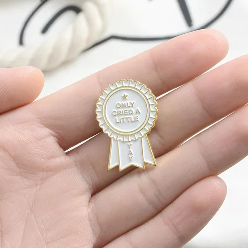 Miniatura 4 de Lindo juego de pines esmaltados de dibujos animados, broches de solapa para mochilas, divertidos pasadores de insignia Kawaii para ropa, bolsas