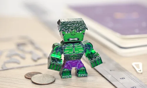Miniatura 5 de Fascinations Metal Earth Legends Marvel Hulk 3D Kit de modelo de metal