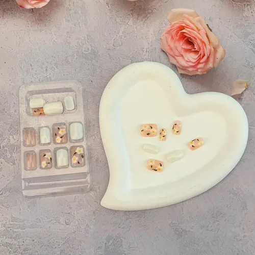 Miniatura 3 de Lindas uñas a presión de flores, color blanco leche, cuadradas, flores pequeñas, acrílicas, primavera/verano, puntas florales, uñas artificiales