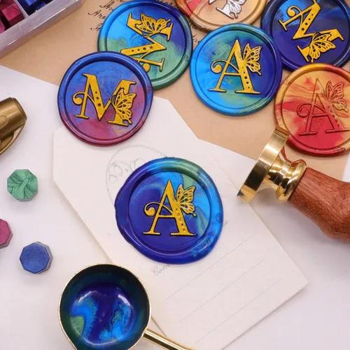Miniatura 4 de SWANGSA Kit de sello de cera con letra inicial del alfabeto A, sello de sellado de letras de mariposa vintage con 200 cuentas de cera de sellado