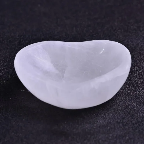 Miniatura 3 de JIC Gem Cuenco de cristal de selenita en forma de corazón plato de selenita marroquí para limpiar y recargar cristales y piedras curativas de 4