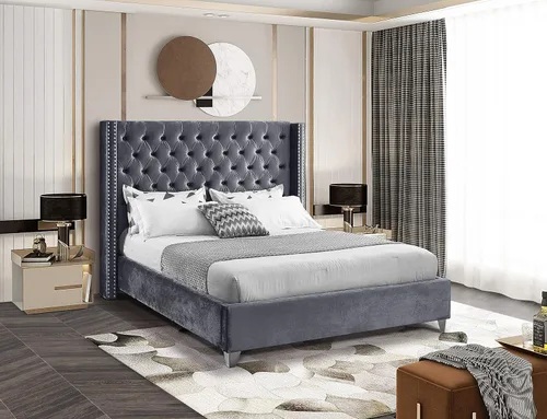 Miniatura 2 de Meridian Furniture – Cama con respaldo de terciopelo abotonado, Aiden-Q-Aiden, con recortes cromados con forma de cabezal de clavos y patas Gris