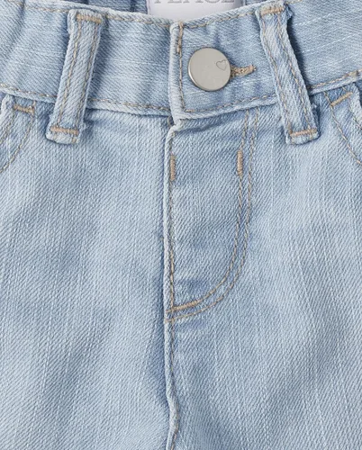Miniatura 2 de The Children's Place Paquete de 3 pantalones cortos de mezclilla para bebés y niñas pequeñas
