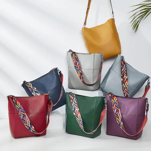 Miniatura 13 de BROMEN Bolsa Hobo para mujer, diseñada con cuero vegano, de hombro, bandolera