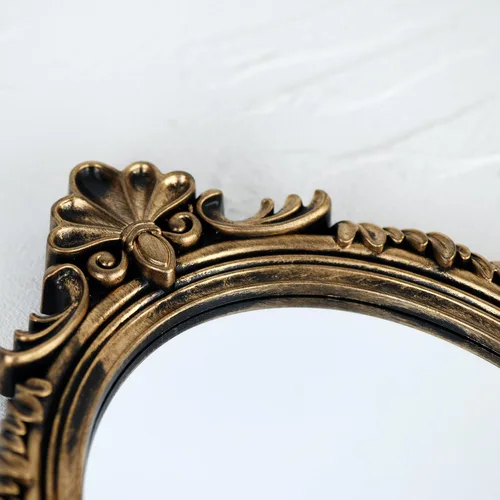 Miniatura 4 de Espejo de maquillaje ovalado de plástico dorado vintage (bronce, 11 x 7 pulgadas)