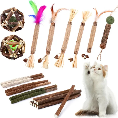 WOUSEDO Juguetes masticables de zacate gatera para gatos, paquete de 24 juguetes para gatos con palos de Silvervine, bolas de jaula de Silvervine