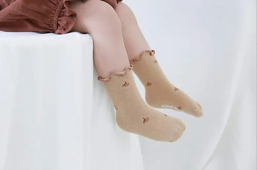 Miniatura 7 de FYLuoke Calcetines de encaje con volantes para bebé, calcetines de uniforme para niñas, calcetines casuales de algodón, lindos con volantes