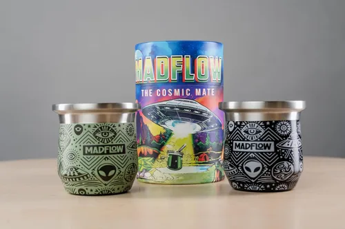 Miniatura 5 de MADFLOW Taza de Yerba Mate. Taza de Mate de Acero Inoxidable con 2 Bombillas. Calabaza de Yerba Mate Aislada al Vacío de Doble Pared. Juego Único