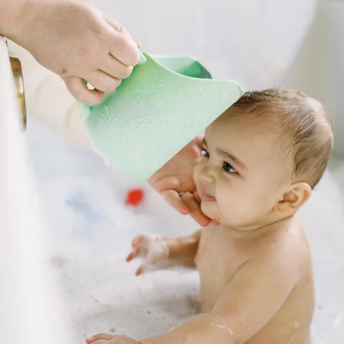 Miniatura 16 de Dr. Brown's CleanUp Dino-Pour - Taza de enjuague de baño para bebés, sin lágrimas, para bebés y niños pequeños, sin BPA
