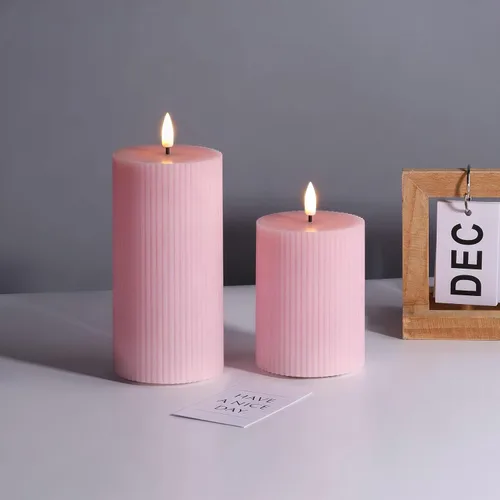 Miniatura 6 de Velas de pilar sin llama acanaladas rosadas con control remoto, velas LED parpadeantes de cera que funcionan con pilas, juego de 2