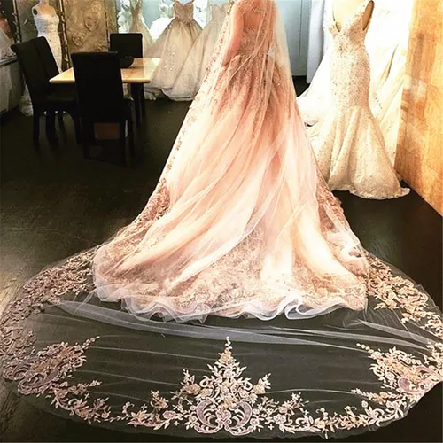 Miniatura 2 de Newdeve Champagne 3M 1T velos de novia con borde de encaje con peine gratis