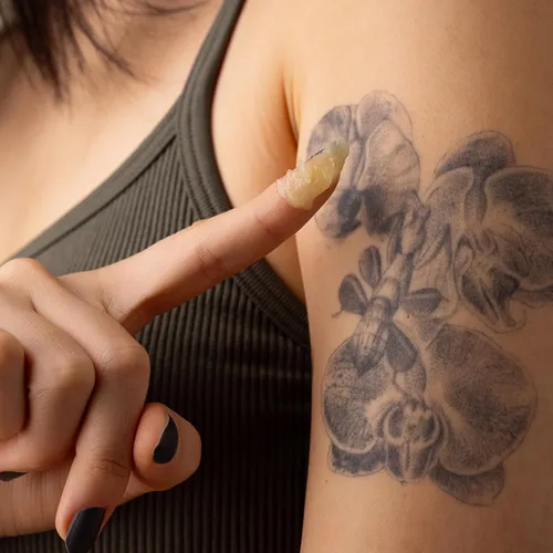 Miniatura 3 de Tattoo Salve, Tratamiento de cuidado posterior del tatuaje, Tratamiento de cuidado posterior del tatuaje natural, Sin parabenos, sin lanolina
