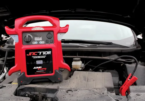 Miniatura 3 de Clore Automotive Jump-N-Carry JNC770R arrancador de puente de 12 voltios, con pico de 1700 A, calidad premium, paquete, color rojo