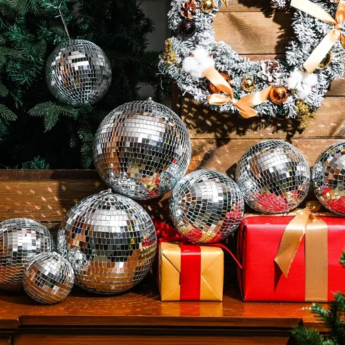 Miniatura 2 de Conjunto de 8 bolas de discoteca grandes de Haull, bolas de espejo plateadas reflectantes con anillo para colgar, ornamento de fiesta, decoración