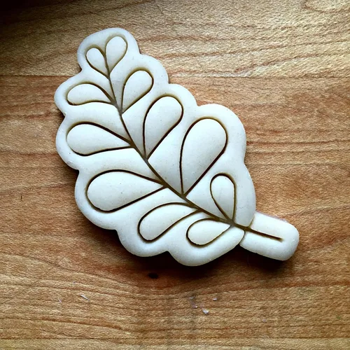 Miniatura 3 de Sweet Prints Inc Rounded Leaf Cookie Cutter - Dishwasher Safe