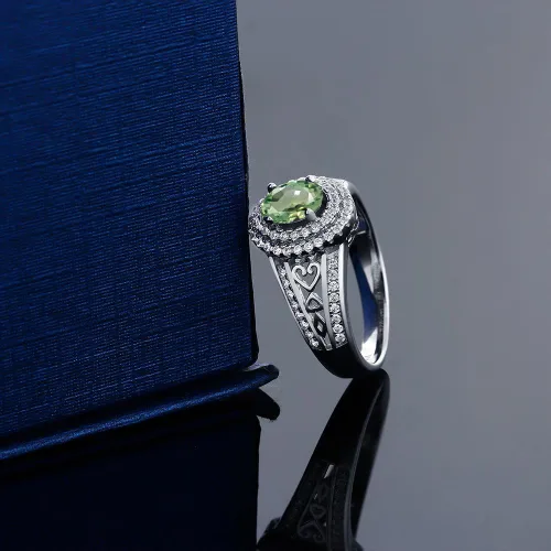 Miniatura 62 de Anillo de compromiso con halo de piedra preciosa y piedra natal en plata chapada en oro amarillo de 18 quilates, ovalado, 0.236 x 0.157 pulgadas