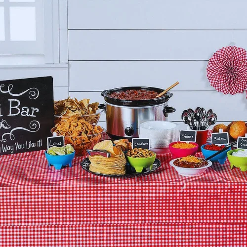 Miniatura 3 de Fun Express Rollo de mantel rojo a cuadros (100 pies) - Suministros para la escuela bíblica de vacaciones VBS
