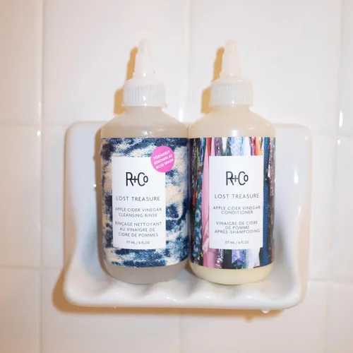 Miniatura 5 de R+Co Lost Treasure - Enjuague limpiador de vinagre de sidra de manzana, brillo dramático, suaviza el cabello, conserva el color, vegano y libre